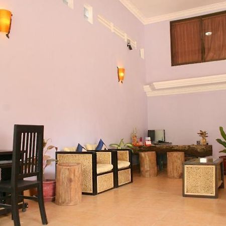 Ladybug Guesthouse Siem Reap Buitenkant foto
