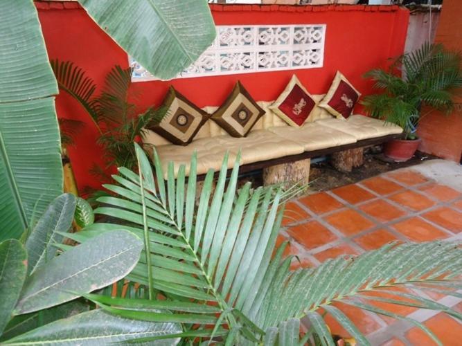 Ladybug Guesthouse Siem Reap Buitenkant foto